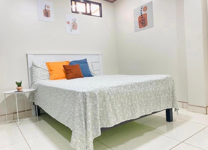 ألاخويلا Orange Apartment 5 Min Aeropuerto Juan Santamaria المظهر الخارجي الصورة